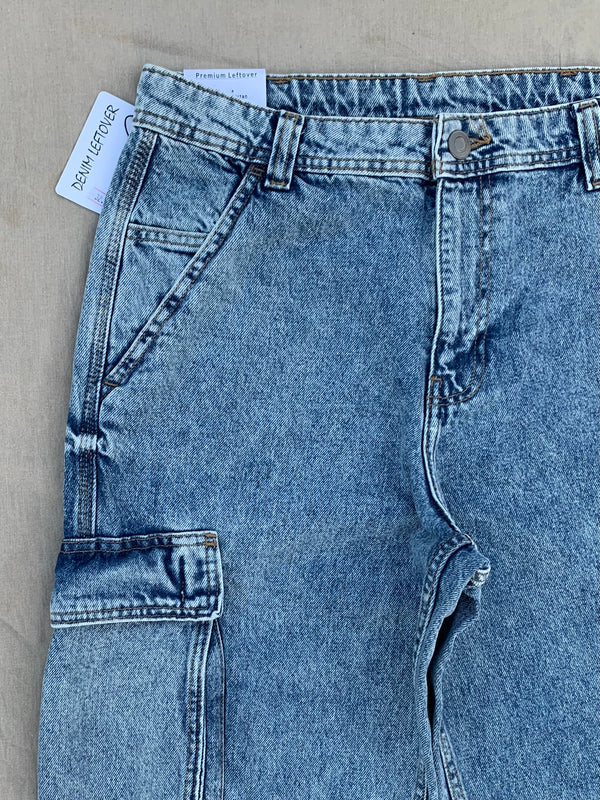 Men's Fit Tinted Blue Jeans